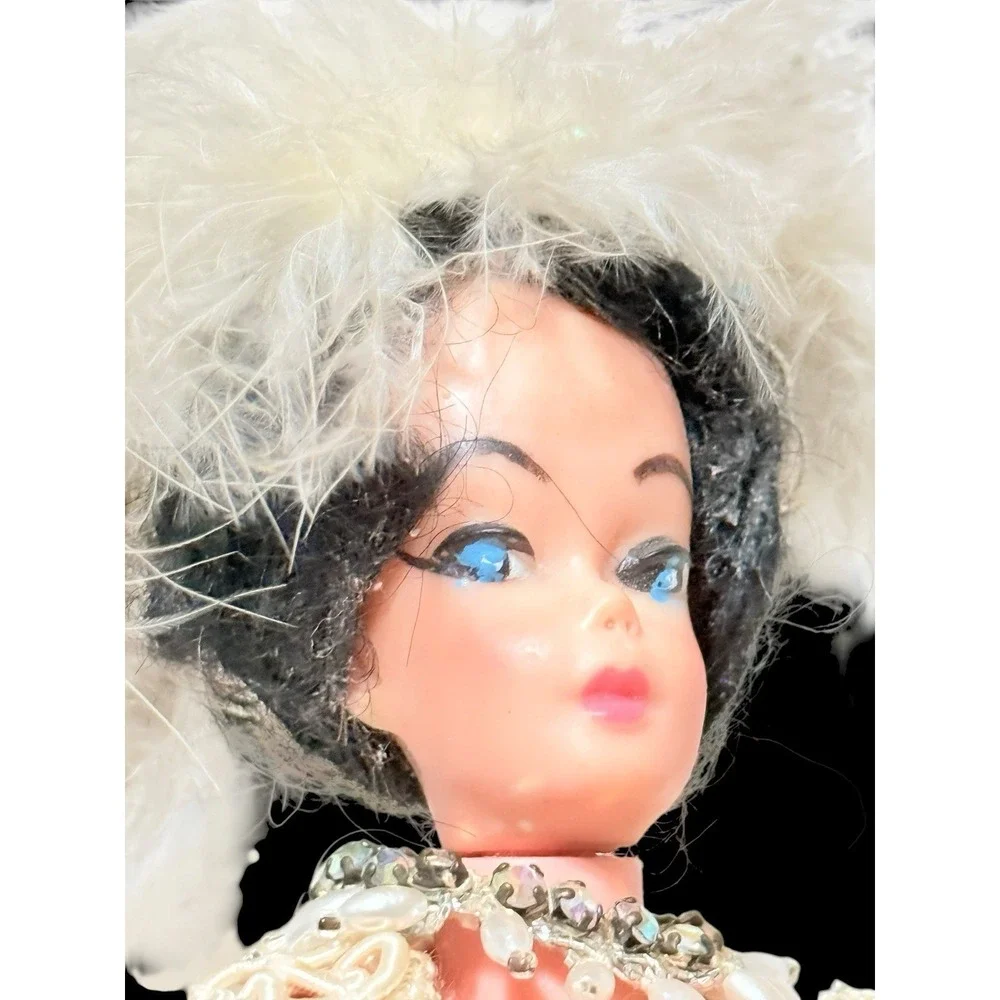 Vtg Barbie Clone Scarlet‎ O'hara In Red Velvet Curtain Dress & Beaded Gown